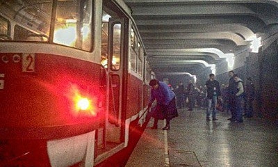 На станции скоростного трамвая в Кривом Роге загорелся вагон
