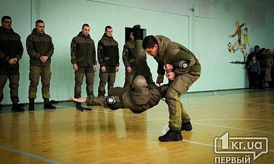 В Донецком юридическом институте провели мастер-классы для школьников