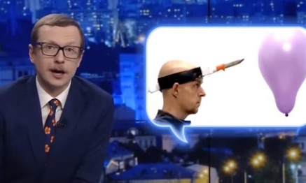 Что более бессмысленно - проводить съезды или лопать воздушные шары?