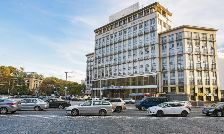 Гостинницу "Днепр" в Киеве продали с аукциона за 1,1 млрд грн 