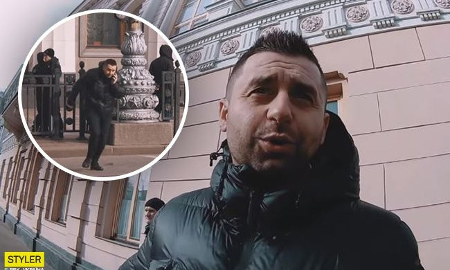 Арахамия нарушил закон прямо под стенами Верховной Рады (ВИДЕО)