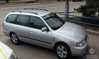 В Кривом Роге полиция задержала иномарку с поддельными номерами