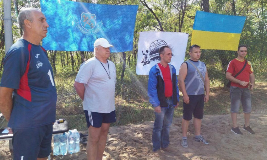 Ко Дню Независимости в Кривом Роге состоялся турнир по парковому волейболу