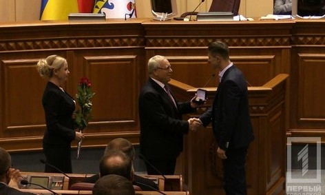 Криворожанина, ставшего чемпионом Европы по карате, наградили именными часами