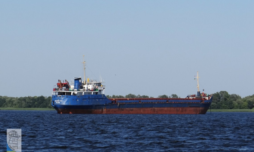 В Черном море затонул сухогруз с украинским экипажем на борту