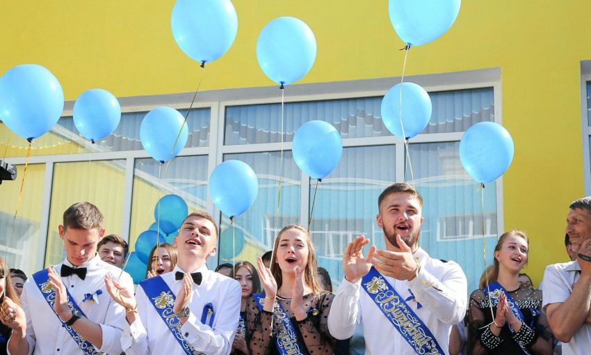 Украинским выпускникам, сдавшим ВНО на отлично, будут платить