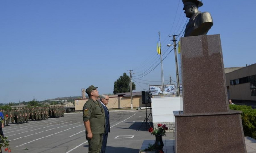 В Кривом Роге почтили память нацгвардейцев, погибших при освобождении Лисичанска