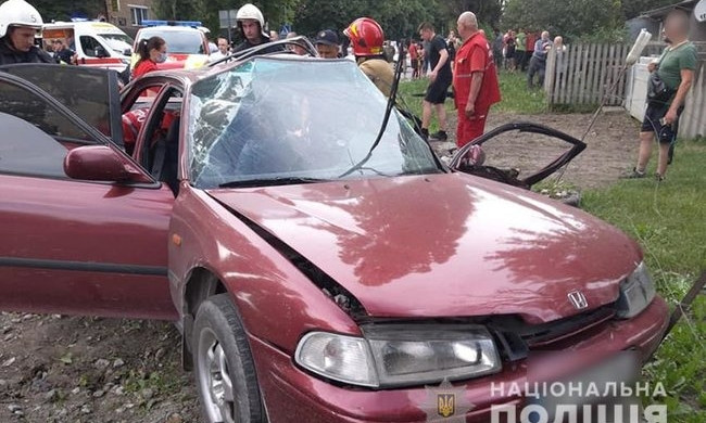 В Хмельницкой области произошло ДТП с участием скорой помощи: 9 пострадавших