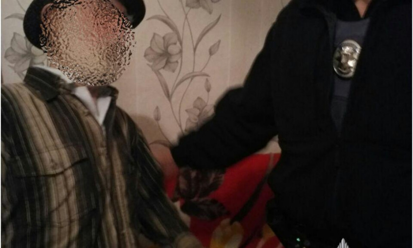 Полицейские Кривого Рога вернули семьям двух пожилых мужчин, которые потерялись
