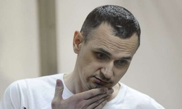 Матері Сенцова знову відмовили у помилуванні сина