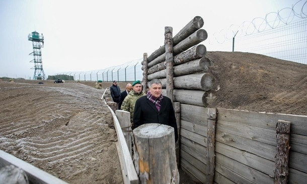 Украина возобновила строительство стены на границе с Россией, - Госпогранслужба