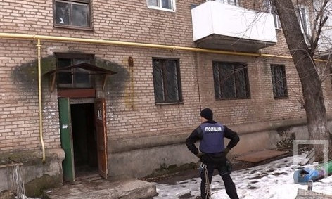 Преступник пытался влезть в квартиру пожилой криворожанки через балкон