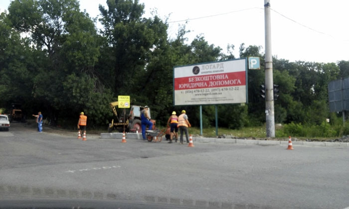 В Долгинцевском районе продолжают благоустраивать дорогу