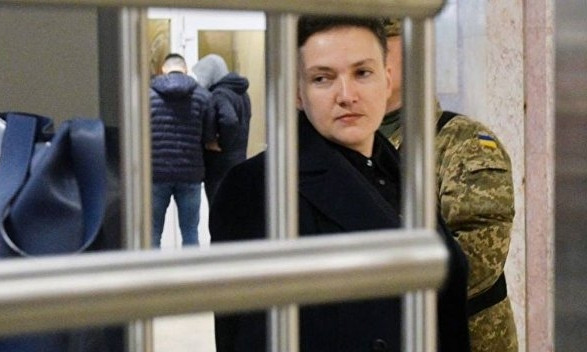 Голодну і виснажену Савченко привезли до лікарні