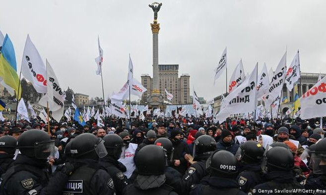 Киев снова восстал: предприниматели перекрыли центр (ФОТО)