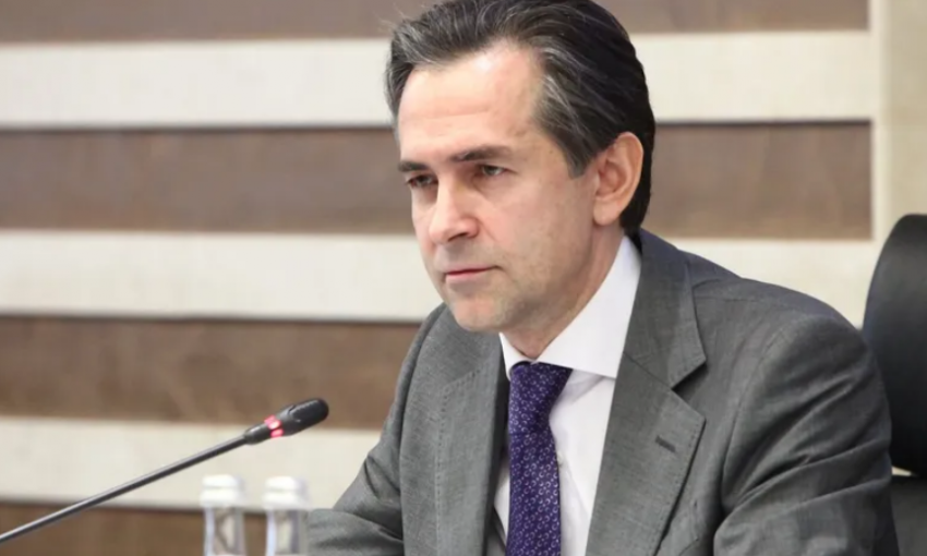 Украинские заробитчане обязаны платить налог и заполнять декларацию о доходах, - глава налоговой Любченко