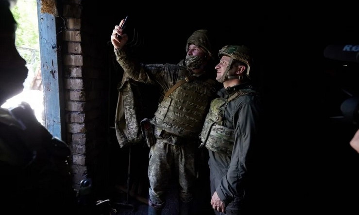 Владимир Зеленский поехал на Восток: как встречали президента военные (ФОТО, ВИДЕО)