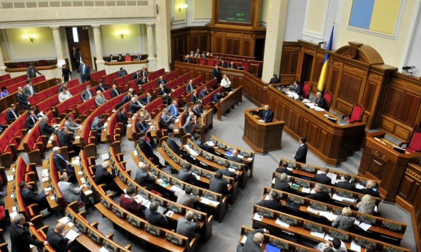 Помощь нуждающимся: нардепам выплатили компенсацию за аренду жилья