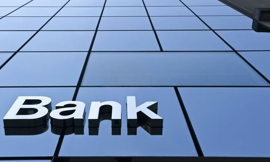 В Україні масово закривають банківські відділення