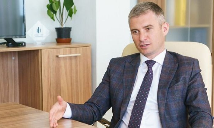 Александр Новиков, глава НАПК, заработал за сентябрь почти 150 тысяч гривен