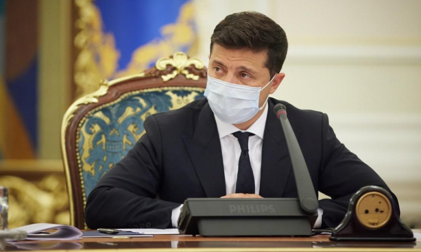 Зеленский "освободил" ряд послов и представителя Украины при ЕС