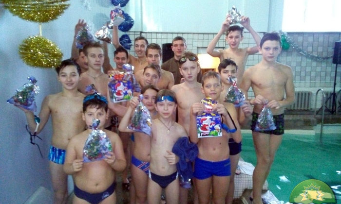 В Кривом Роге открыли елку "на воде"