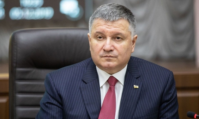 "Будем и дальше смотреть, как господин Аваков продолжает разрушать нашу страну?": в ВР инициируют отставку Авакова (ФОТО, ВИДЕО)