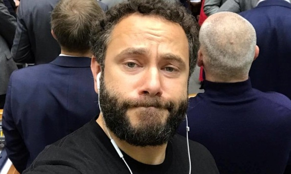 "Слуга народа" Дубинский оскандалился "оленьей" парковкой: его авто забрал эвакуатор (ФОТО)