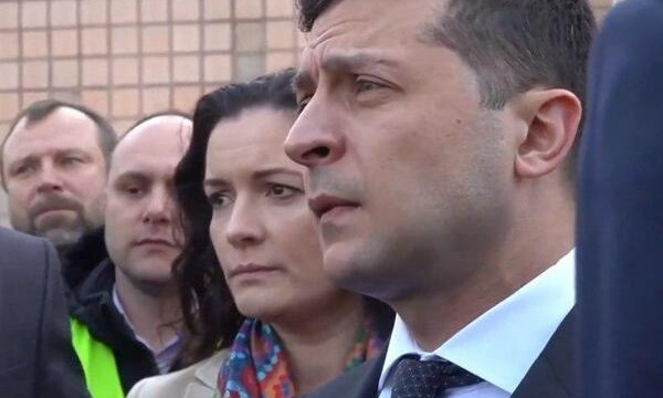 "Мне нужно 5 млн долларов, чтобы вылечить сына!": Зеленский сказал, что разберется с ситуацией (ВИДЕО)
