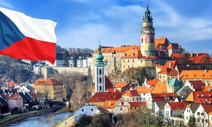 Чехия увеличила квоту на трудоустройство украинцев в 2 раза