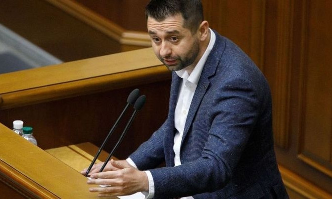 «Все возможно», - Давида Арахамия рассказал о коалиции «слуг» с «Батькивщиной»