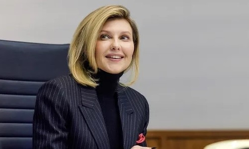 Елена Зеленская появилась в стильном деловом образе на онлайн-встрече с супругой президента Бразилии (ФОТО)