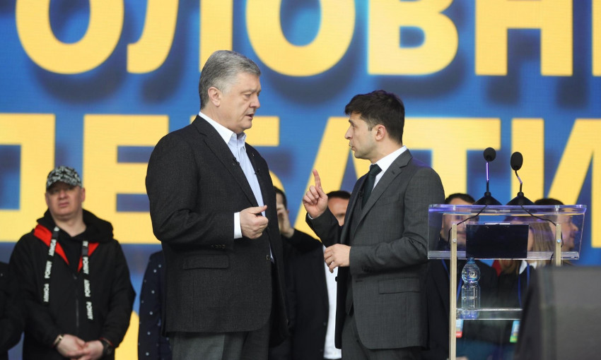 Рейтинг Владимира Зеленского стремится вниз