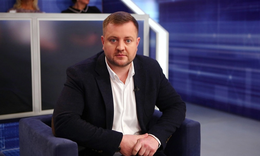 Телеканал «Интер» передал аппарат УЗИ единственной больнице, где принимают сверхсложные роды