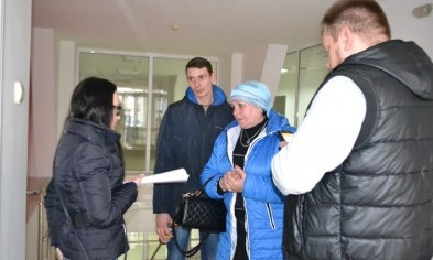Криворожане, пострадавшие от жесткого задержания полицейских, пообещали "дойти до Киева"