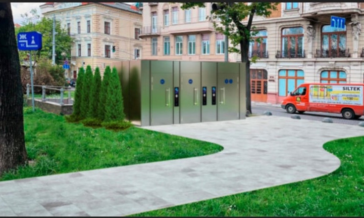 В центре Львова установят автоматические уборные за 4 миллиона гривен