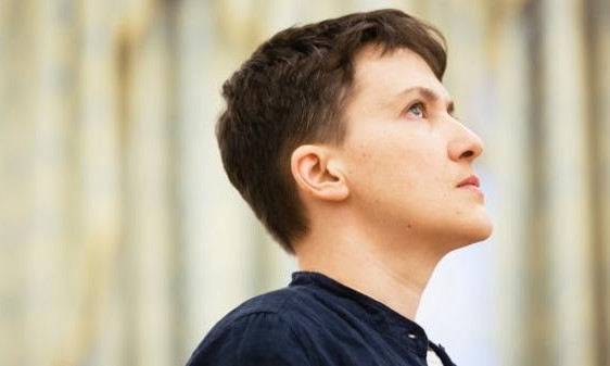 На шаг впереди: Савченко хочет отдать звезду Героя Украины