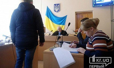 Суд по делу военкома: "Я обратился за помощью, чтобы не идти в АТО", - заявил потерпевший