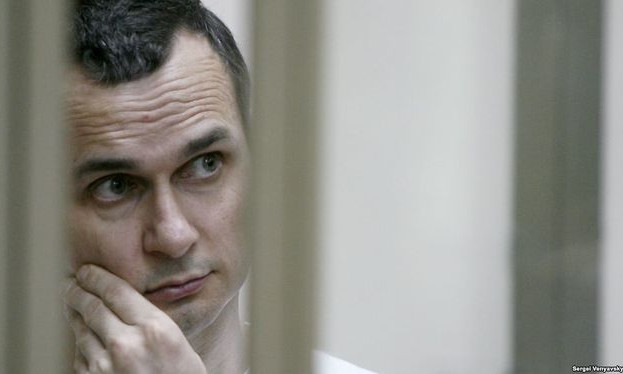 Адвокат заявив, що  Сенцов у поганому стані 