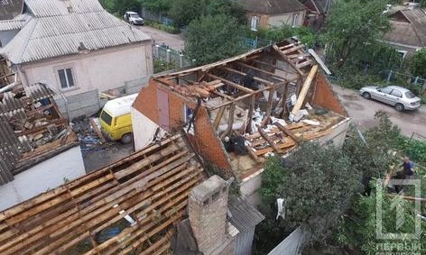 Семьям, пострадавшим от смерча в Кривом Роге, выплатят материальную помощь