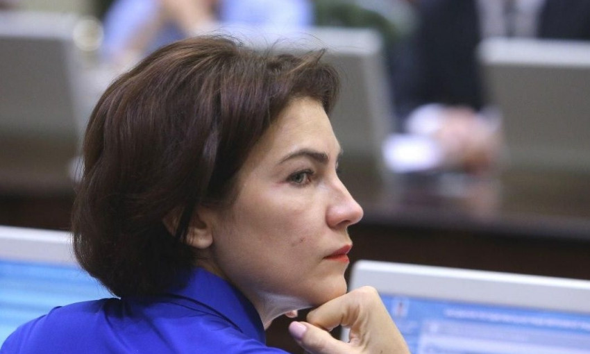 Ирина Венедиктова в октябре получили больше ста тысяч гривен зарплаты