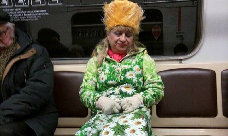 "Где весна? - В метро катается!" Парад чудиков из общественного транспорта