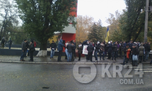 Активисты ждут извинений от "АрселорМиттал Кривой Рог"
