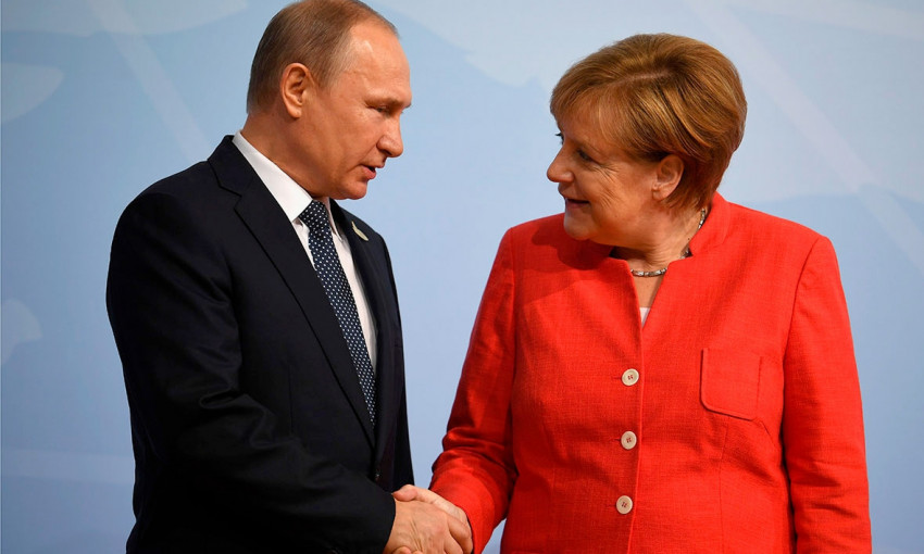 Меркель хочет пригласить на встречу лидеров стран ЕС Владимира Путина