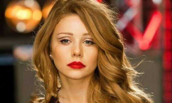 Популярная украинская певица рассказала, что думает о войне России