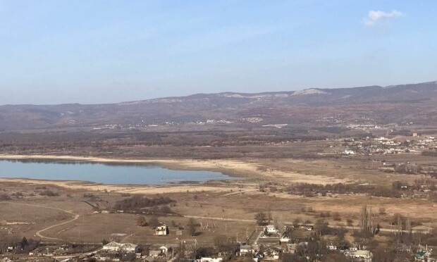 Превращается в пустыню: на что похож Крым сейчас (ФОТО)