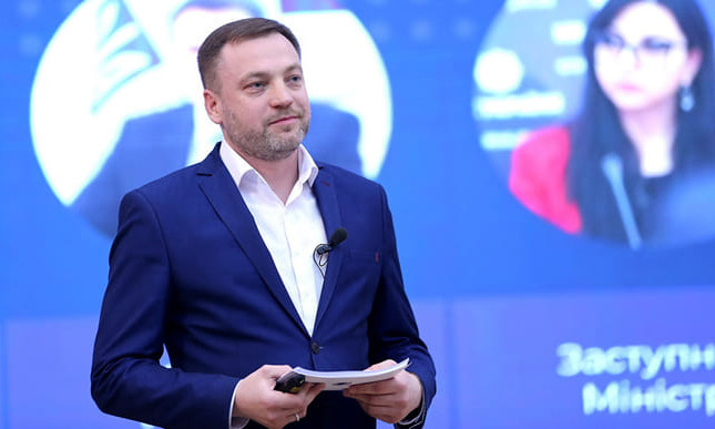 Украинские патрульные будут ездить на электрокарах: Монастырский объявил о закупке первой партии