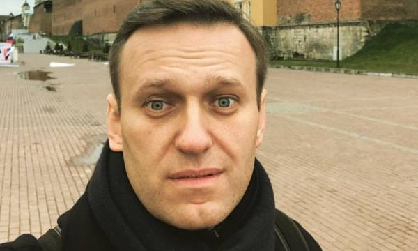 Состояние Навального стабильно: немецкие врачи озвучили первую информацию