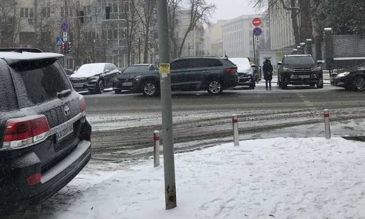 Давид Арахамия объяснил, почему его «оштрафованный» автомобиль не числится в декларации