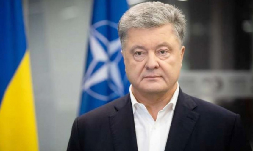 "Это как государственная награда": Порошенко отреагировал на санкции России